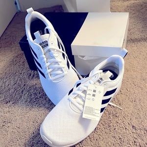 NWT Mens adidas running shoes size 9.5